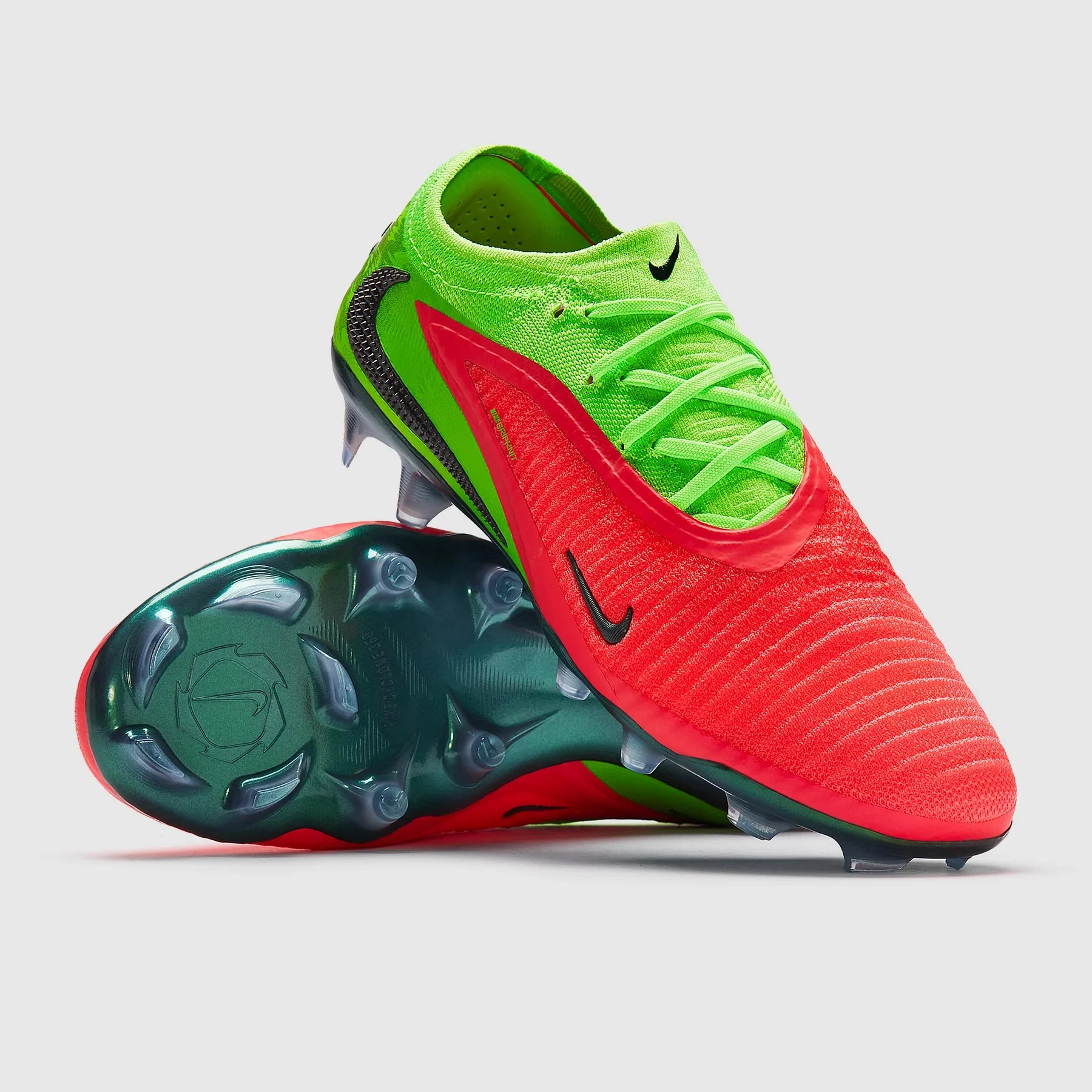 Guayos Phantom 6 Erling Haaland Verde / Rojo / Negro - Image 3